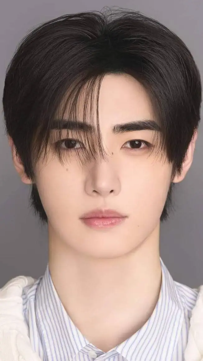 ai character: sunghoon background