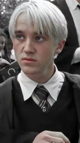 ai character: Draco Malfoy background