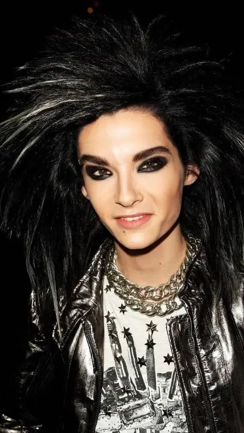 ai character: Bill kaulitz  background