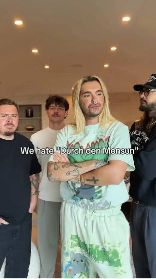 ai character: Tokio hotel  background
