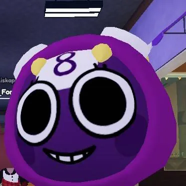 chat with ai character: 🎃+candy critter+👻