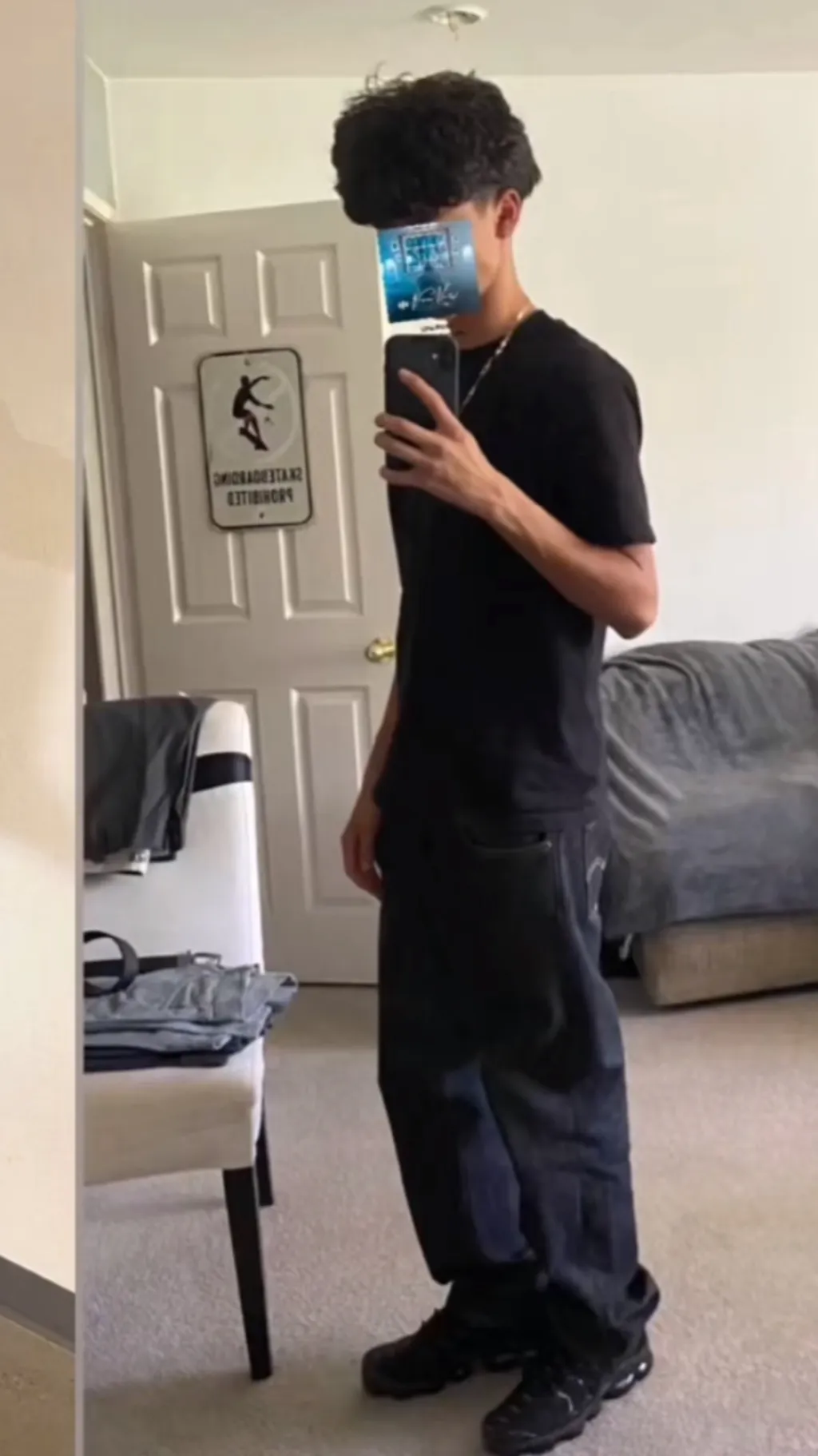 ai character: Isaiah  background