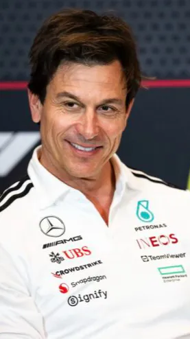 ai character: Toto Wolff background