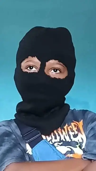 ai character: McDonald's employe background