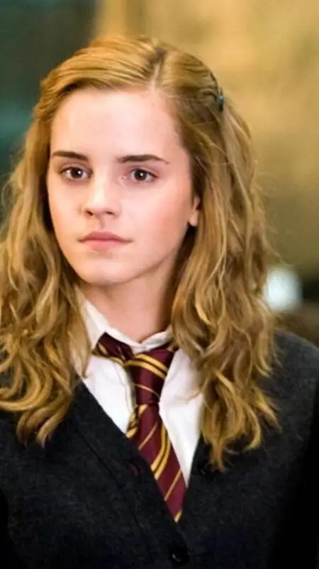 ai character: Baby  of Hermione  background