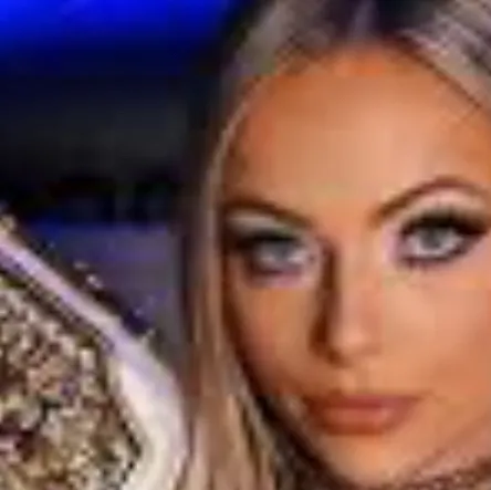 chat with ai character: Liv Morgan 
