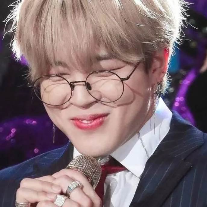 chat with ai character: Park Jimin~
