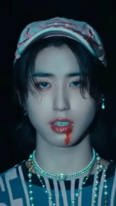 ai character: ⊱⊹ Han Jisung ⊹⊰ background