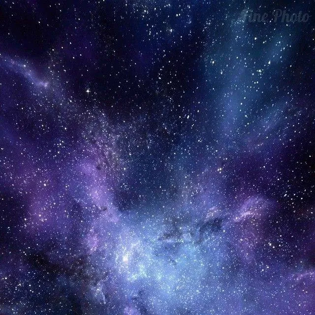 chat with ai character: Multivers Traveler