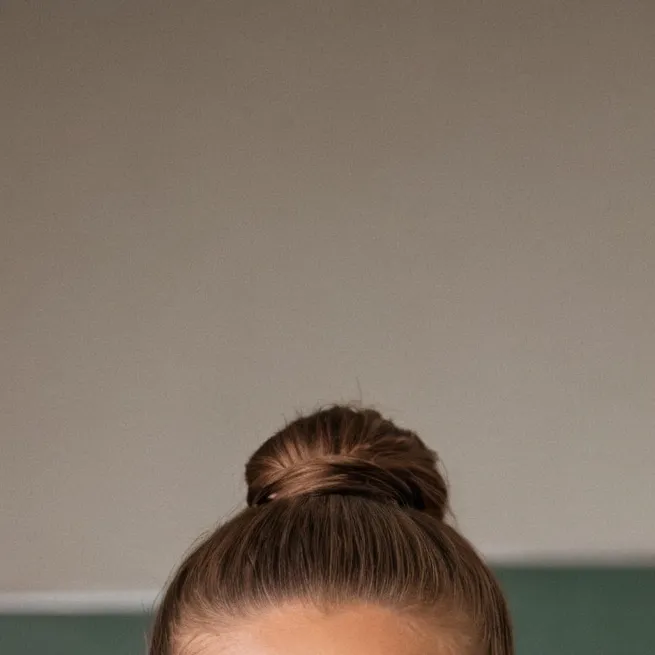 chat with ai character: Aurora 