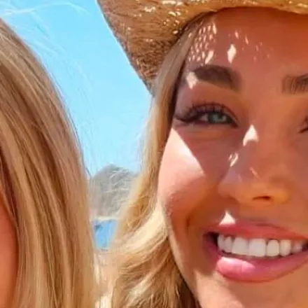 chat with ai character: April and Lisa