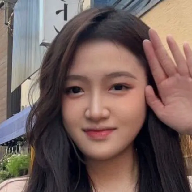 chat with ai character: LiJia