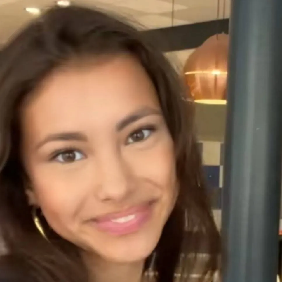 chat with ai character: ¶lizzy¶