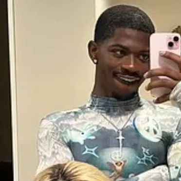 Chat with Camila & Lil Nas X - text or voice, Enjoy AI Chat Free & Safe