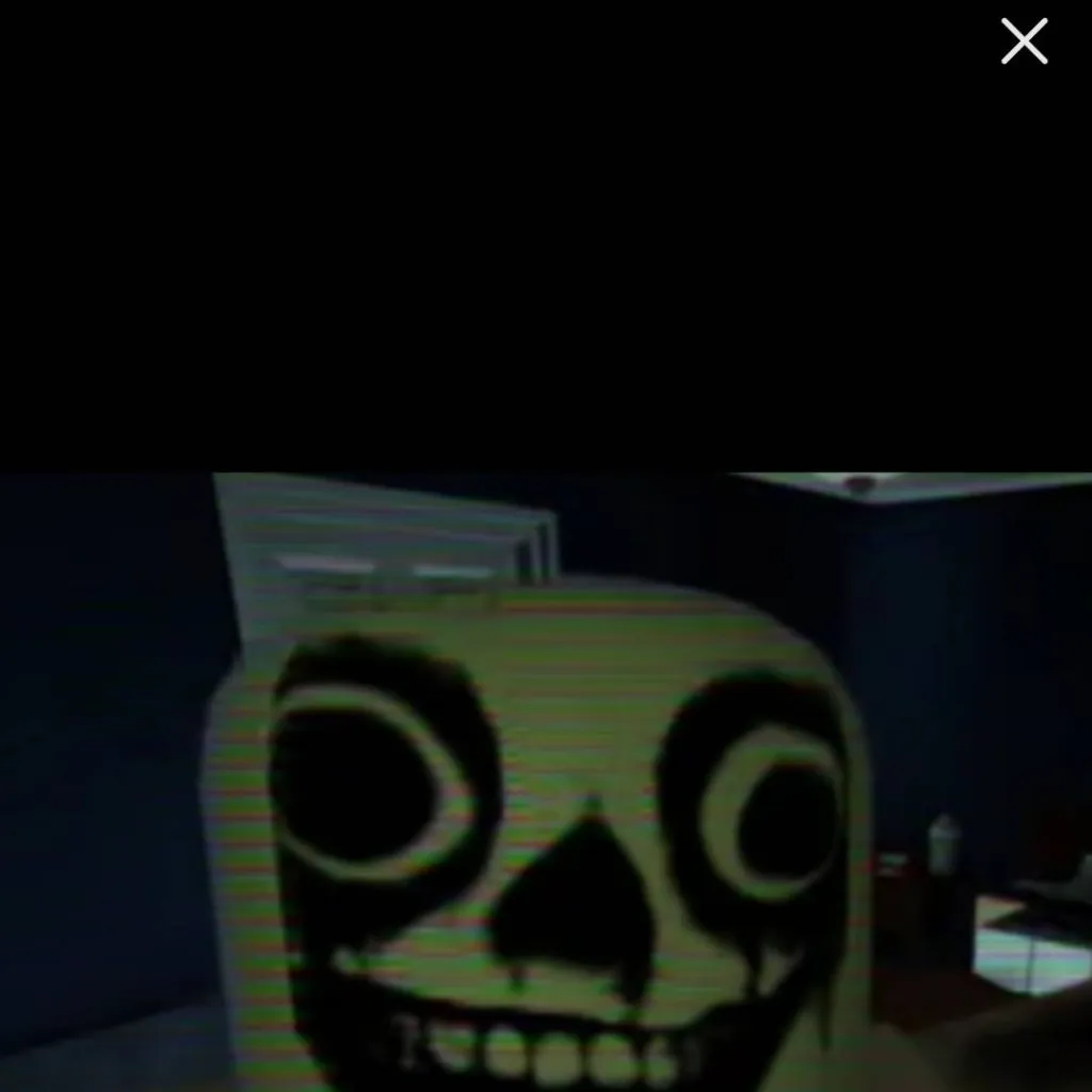 chat with ai character: I Told U To Smile