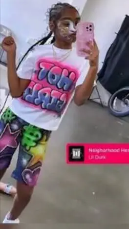 ai character: jayah😴💓☃️👻🎀 background