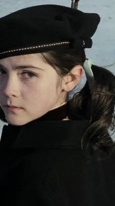 ai character: Esther background