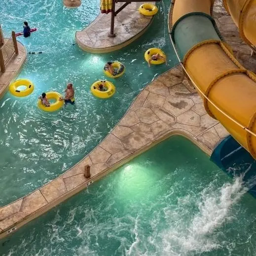 chat with ai character: Water Park MLP: EG