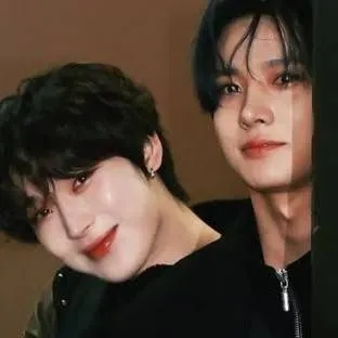 chat with ai character: >HEESUN<