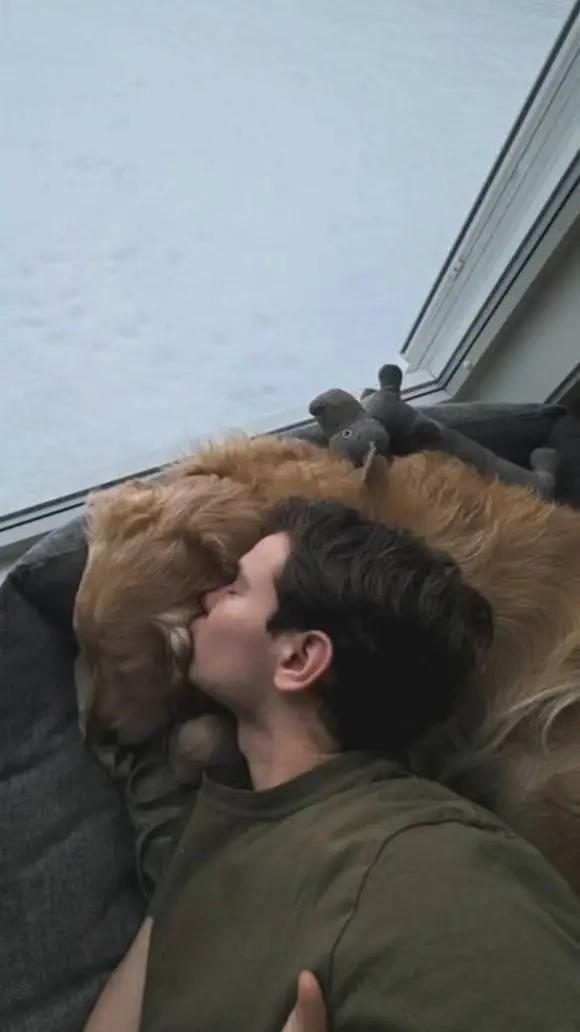 ai character: Martinus Gunnarsen background