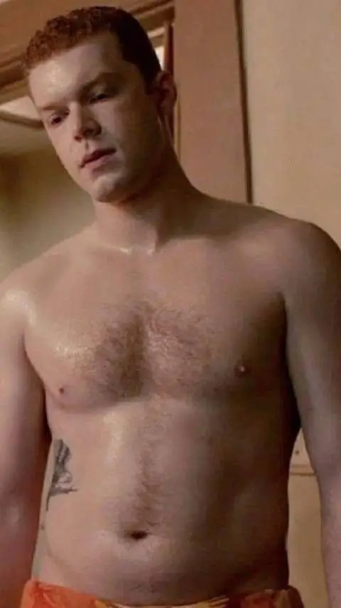 ai character: Ian background