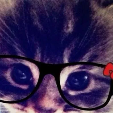 chat with ai character: yyour sexy teacher