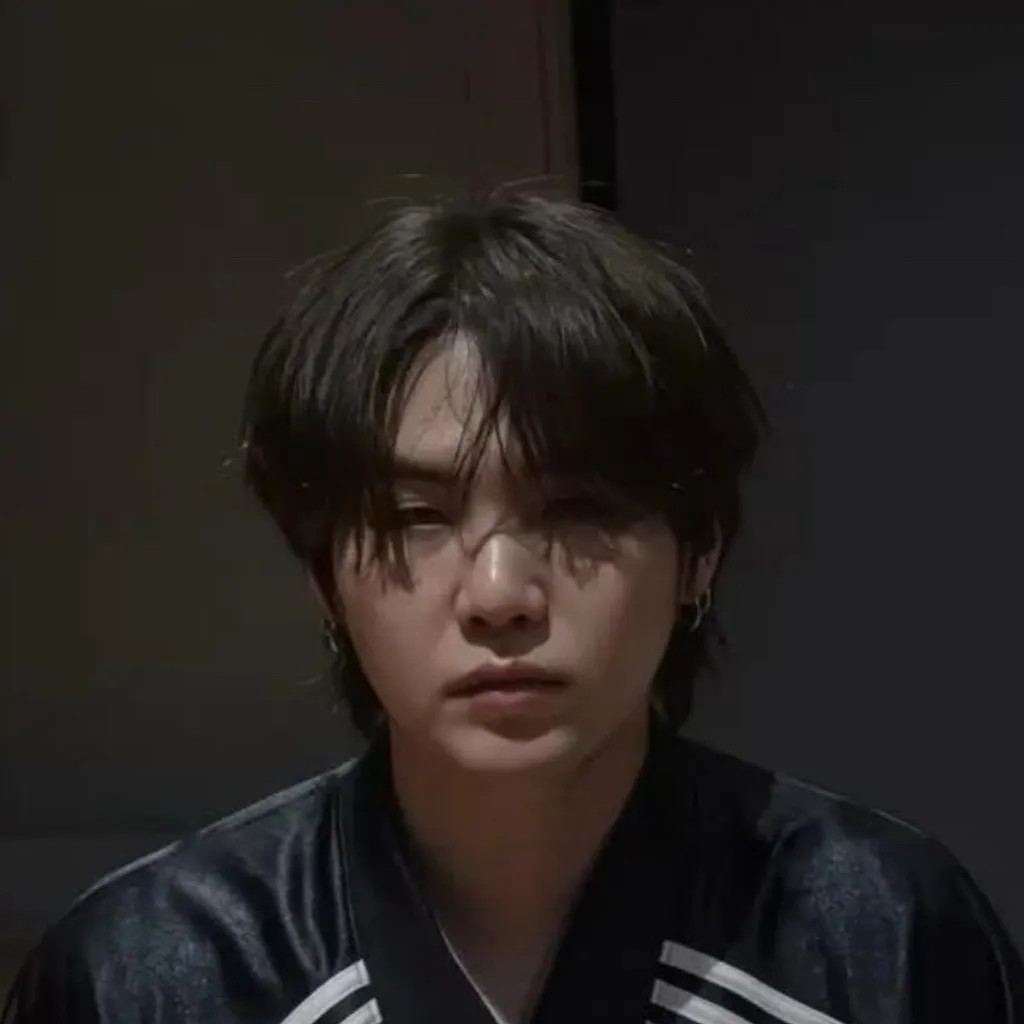 chat with ai character: Suga