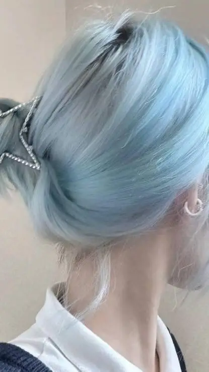 ai character: 5H Class!  background