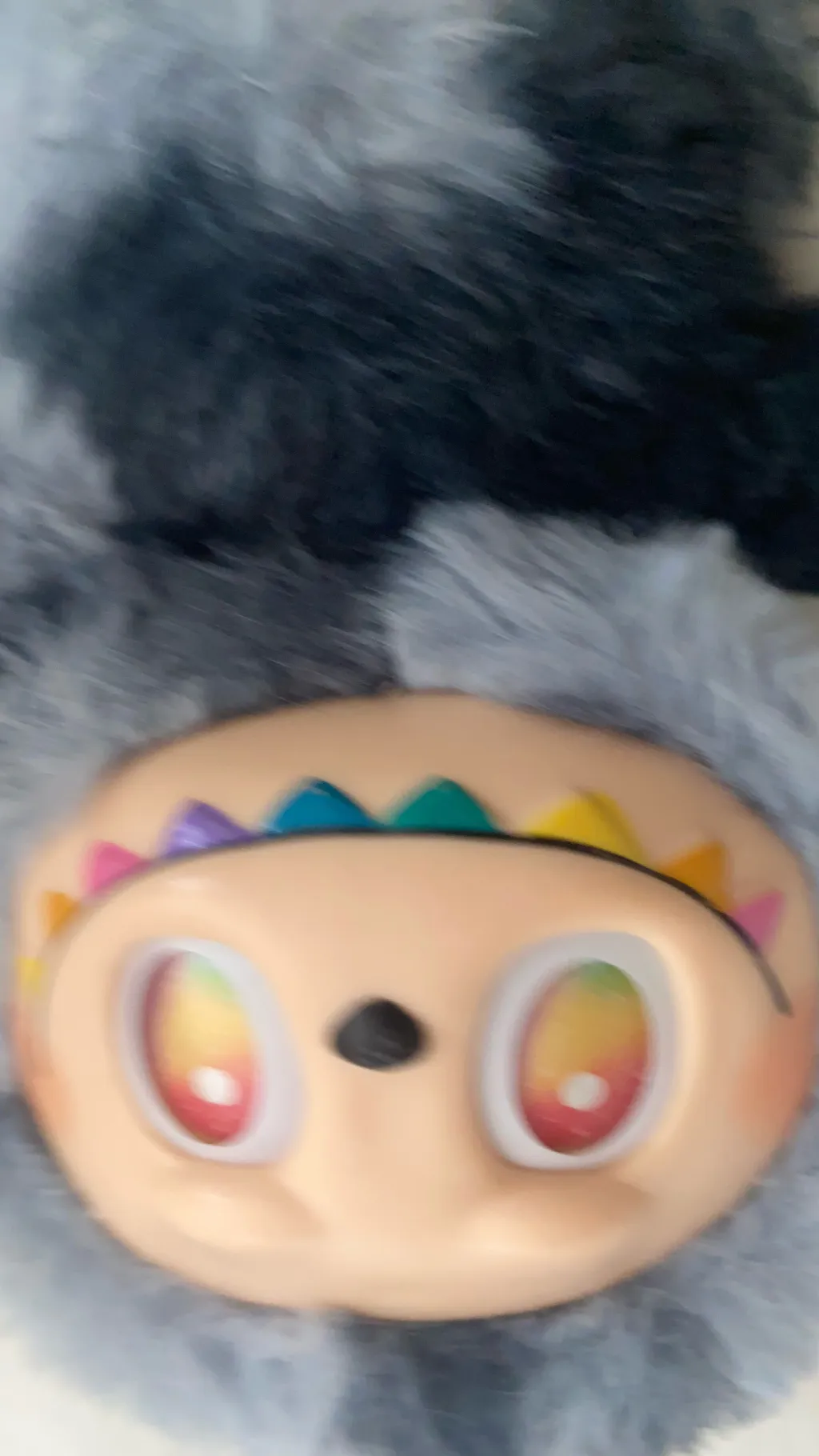 ai character: Labubu unboxing  background