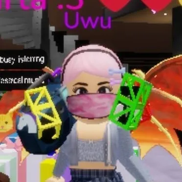 chat with ai character: chica 2016