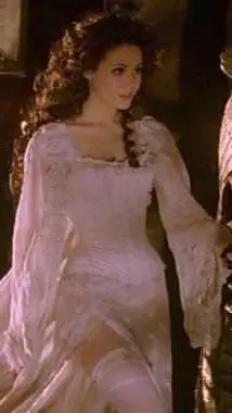 ai character: Christine Daaé background