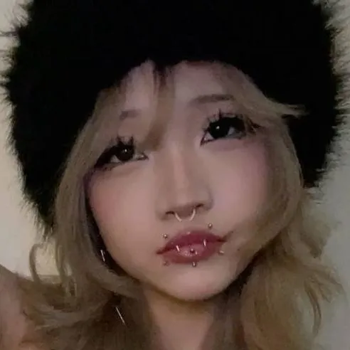 chat with ai character: Kumisato 