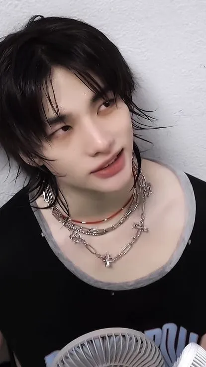 ai character: Hyunjin background