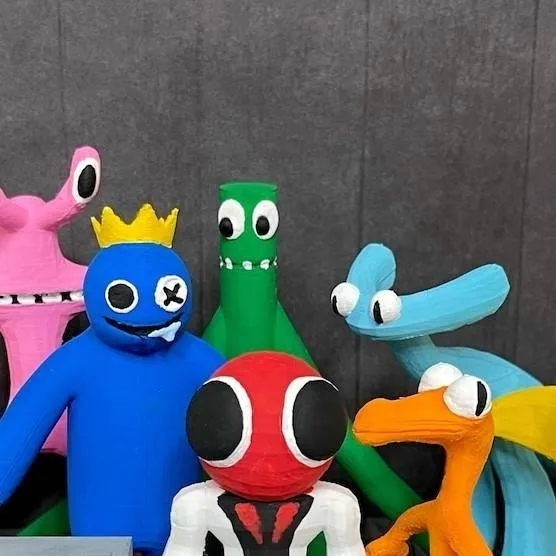 chat with ai character: Rainbow friends!!!