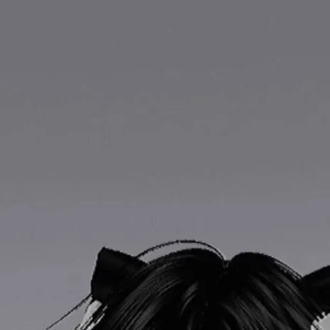 chat with ai character: Aleee