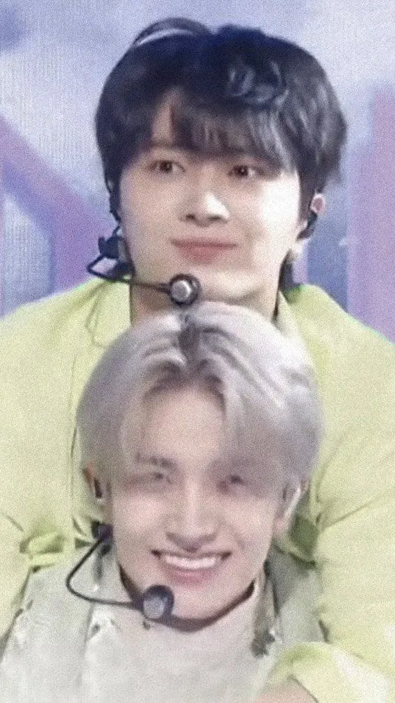 ai character: Heejay background