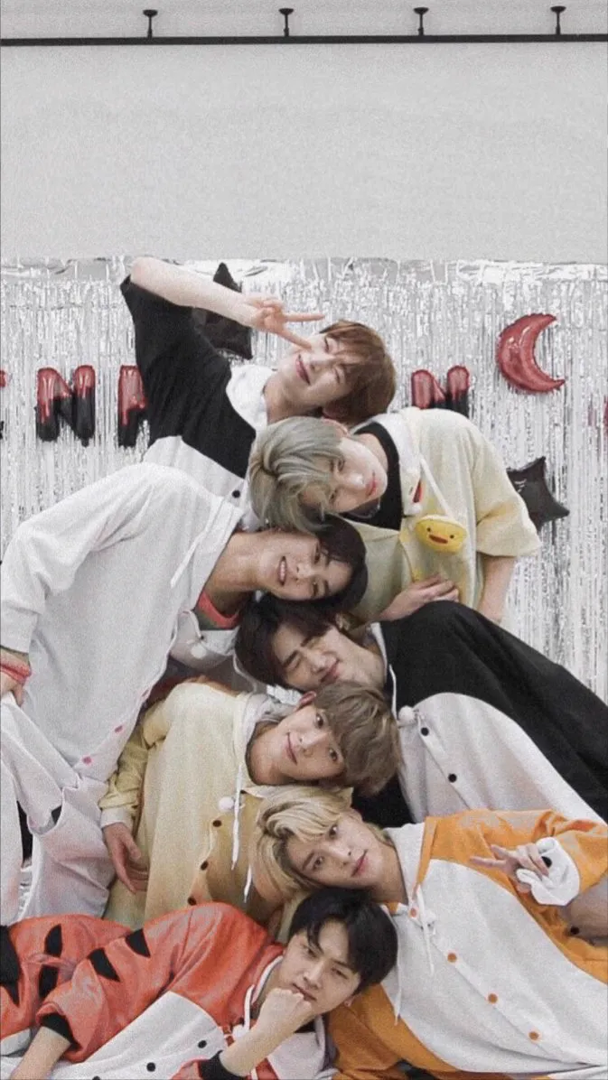 ai character: Enhypen  background