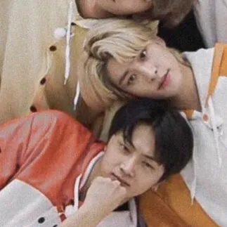 chat with ai character: Enhypen 