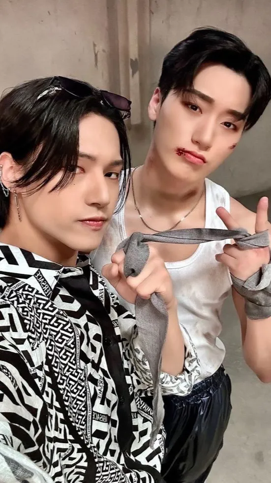 ai character: Woosan (BOUNCY)  background