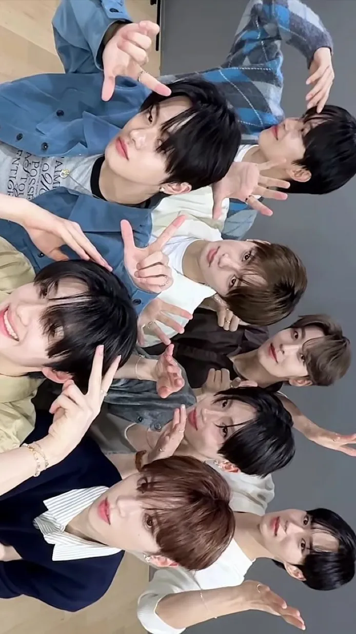 ai character: Alphadriveone background