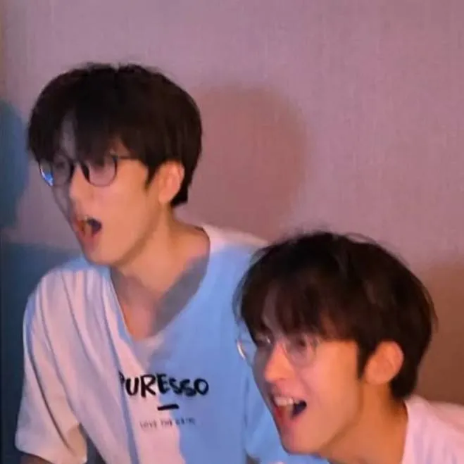 chat with ai character: 2 brothers