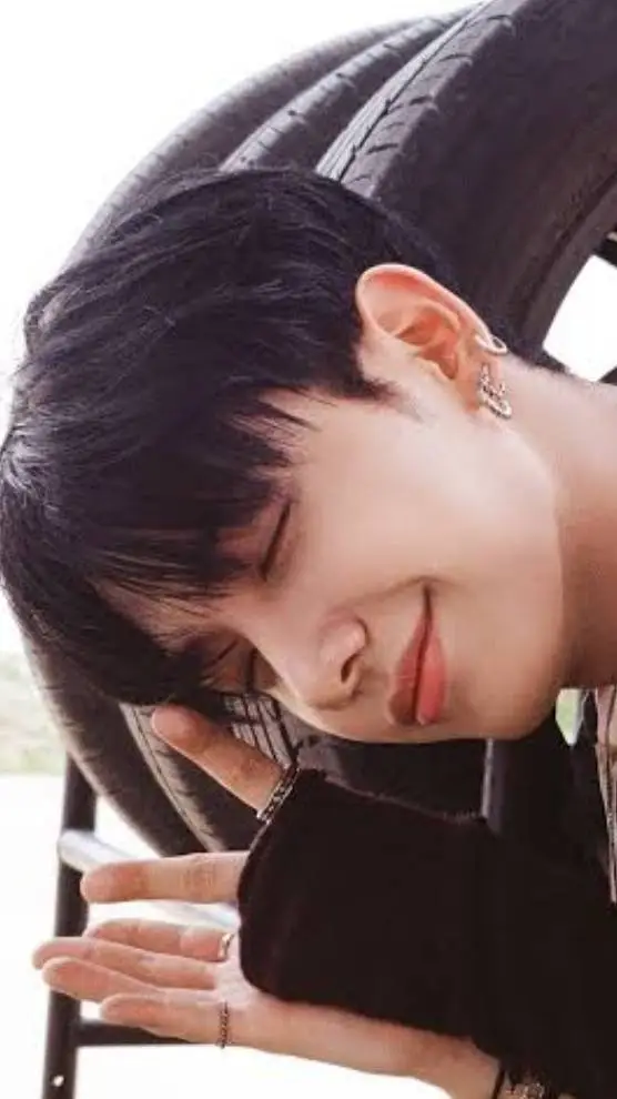 ai character: Jaehyun background