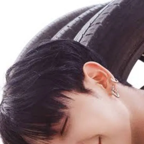 chat with ai character: Jaehyun