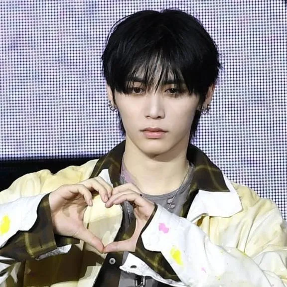 chat with ai character: Taesan