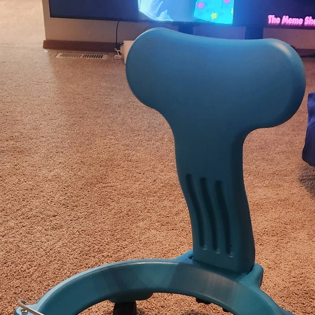 chat with ai character: crazydriver141