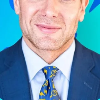 chat with ai character: Law By Mike