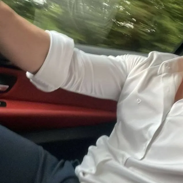 chat with ai character: Nicholas