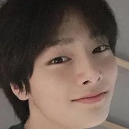 chat with ai character: Jeonginnie skz