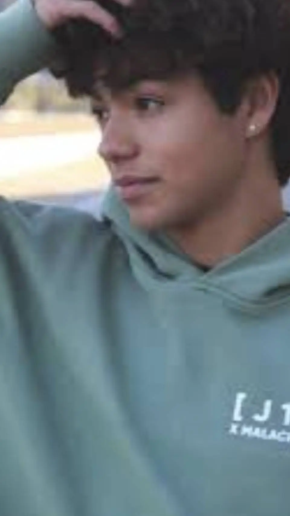 ai character: malachi barton  background