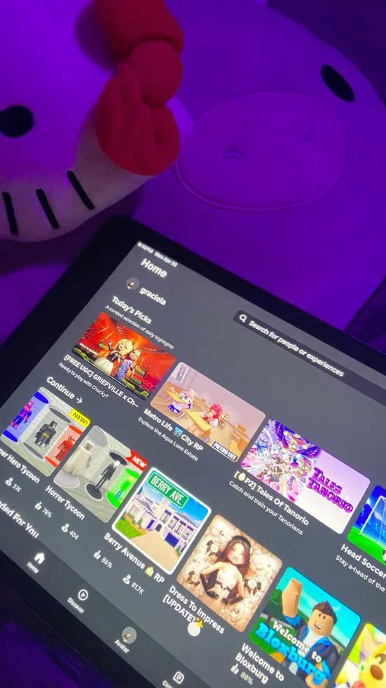 ai character: Roblox and chill background